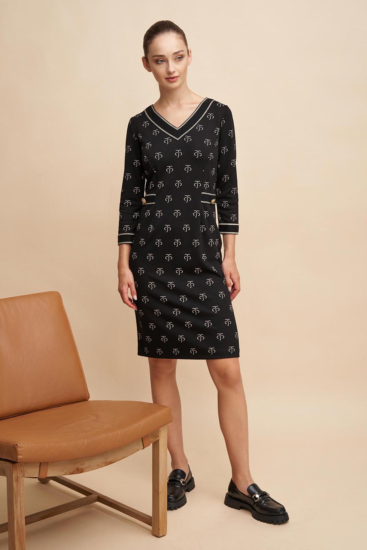 10843 Φόρεμα Ve (1) 10843 Φόρεμα Ve (1)