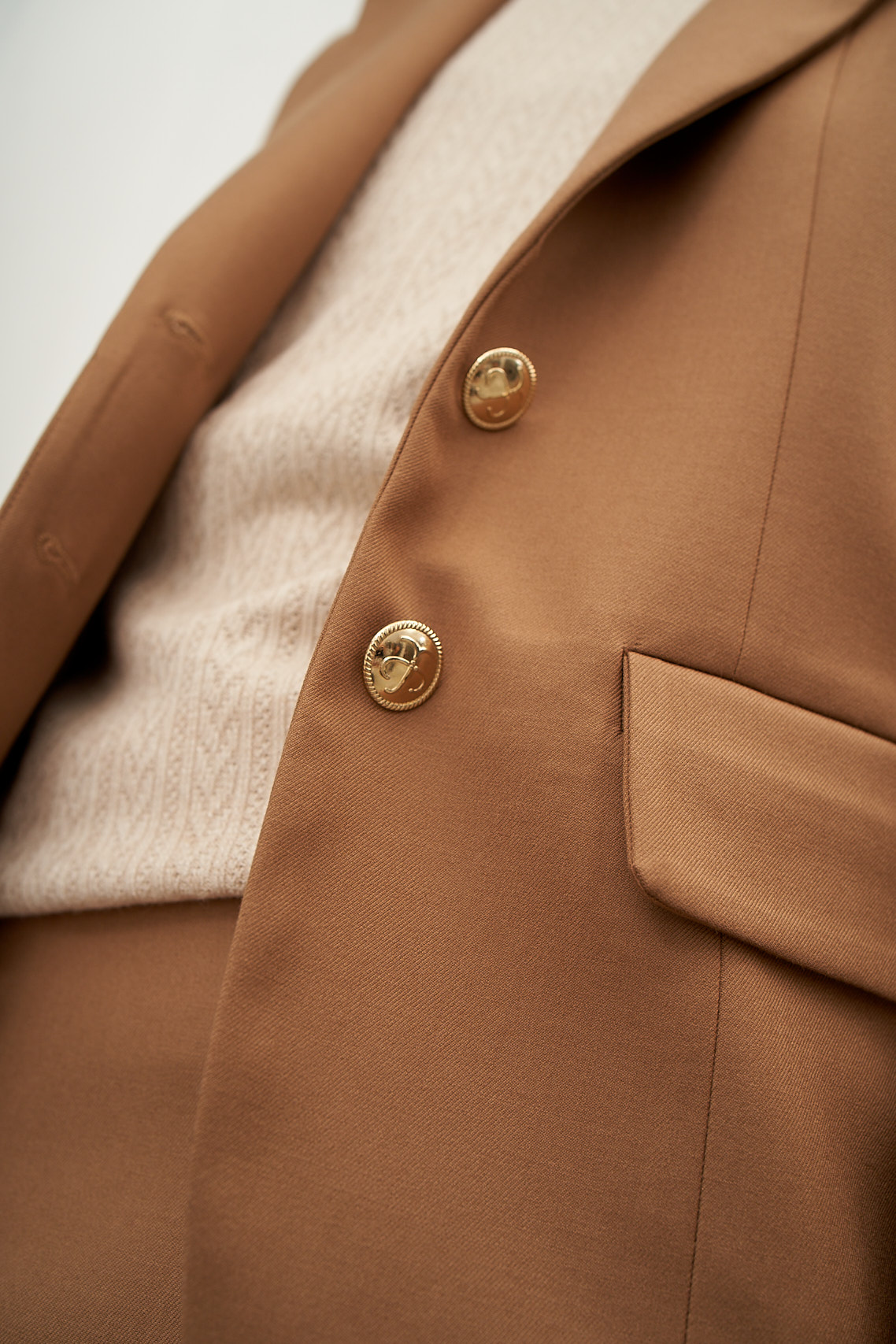 11350 Σακάκι με πέτο office καμηλό (3)